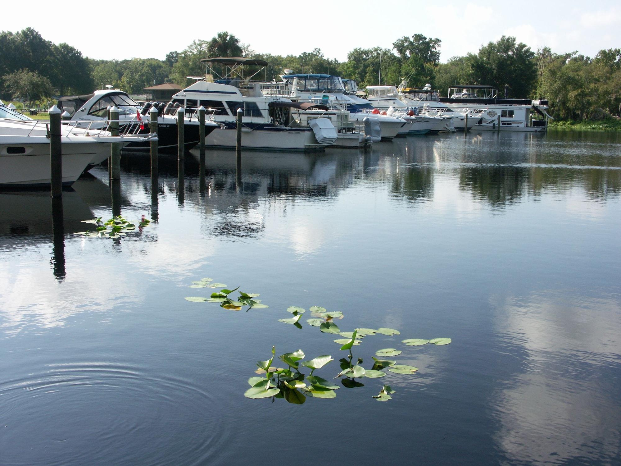 Comodidades del Alojamiento Astor Bridge Marina & Motel