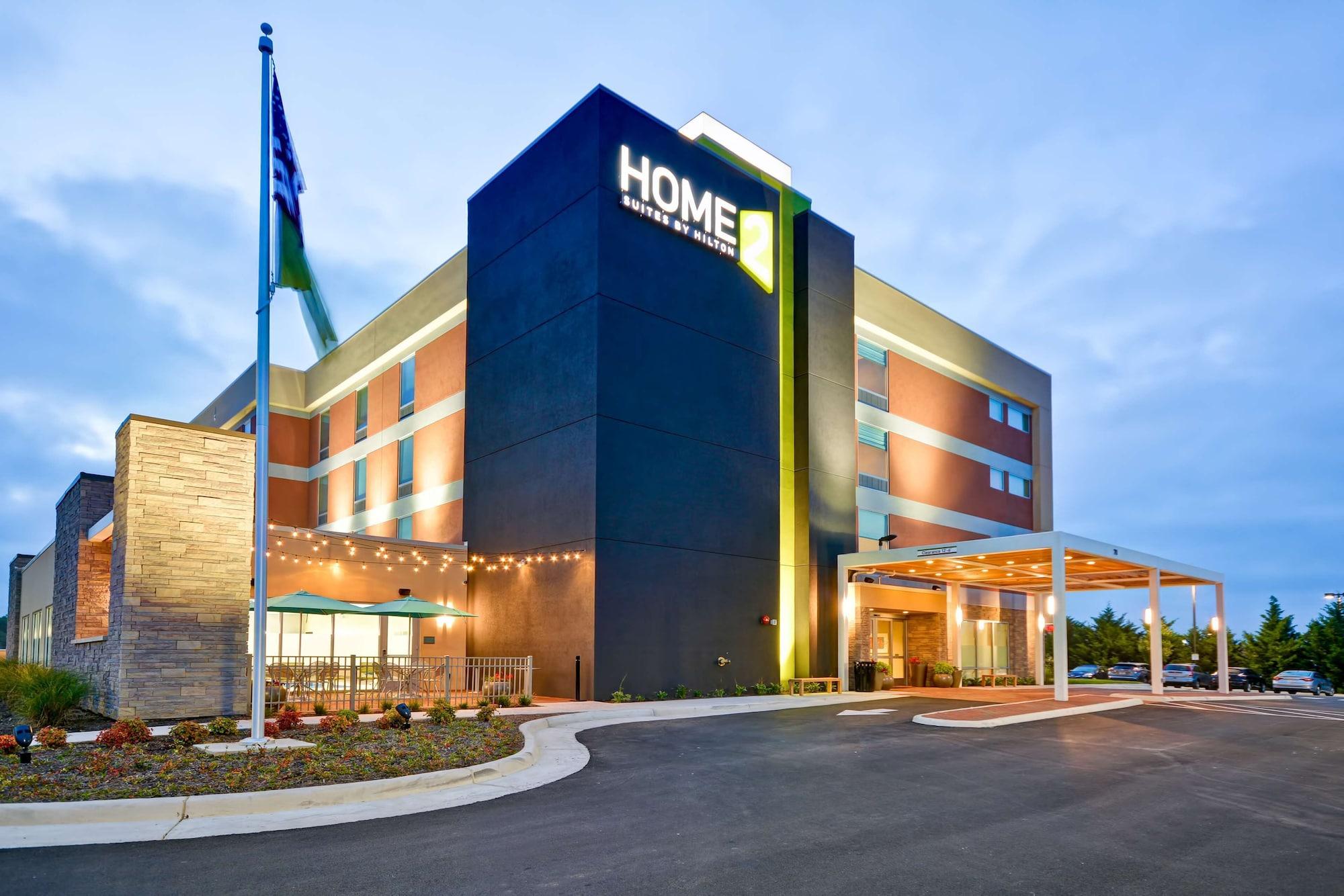 Varios Home2 Suites by Hilton Charles Town