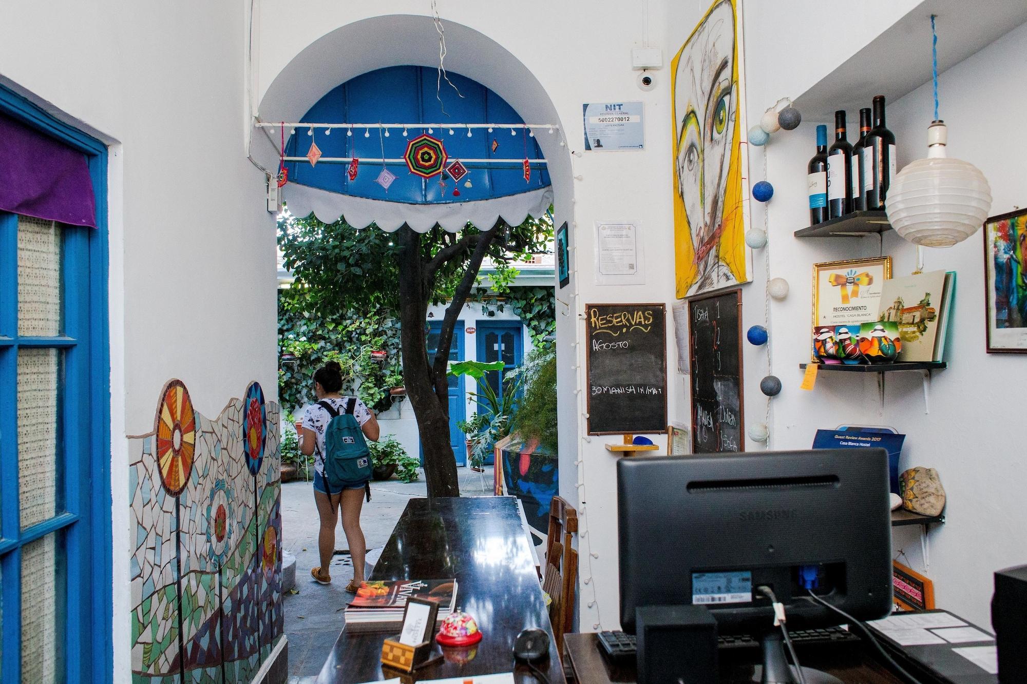 Varios Hostel Casa Blanca Tarija