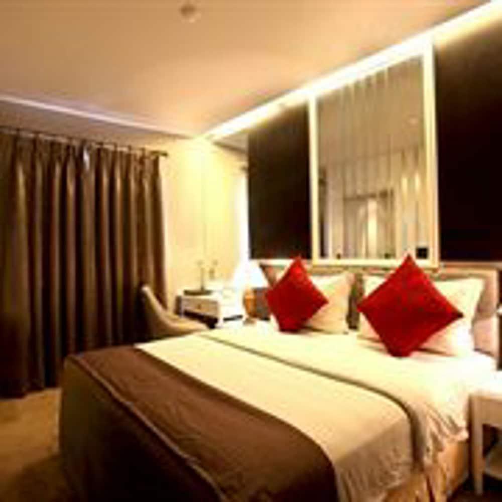 Habitación Gino Feruci Braga