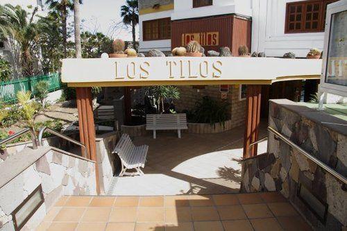 Vista Exterior Apartamentos Los Tilos