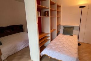 Alquiler Vacacional - Bright and Quiet Large Studio Bouchardon Street