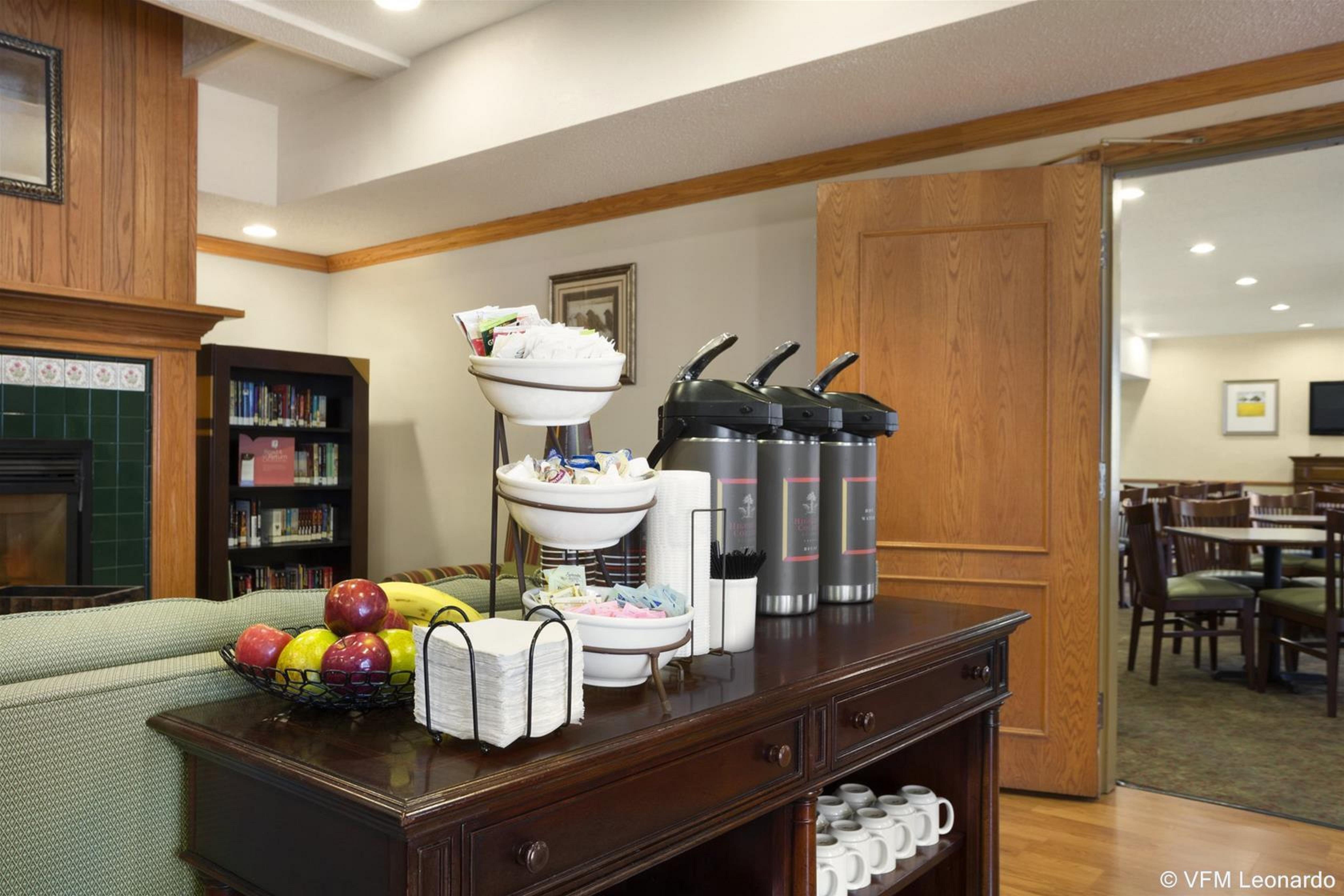 Restaurant Country Inn & Suites by Radisson, Columbus Airport, OH