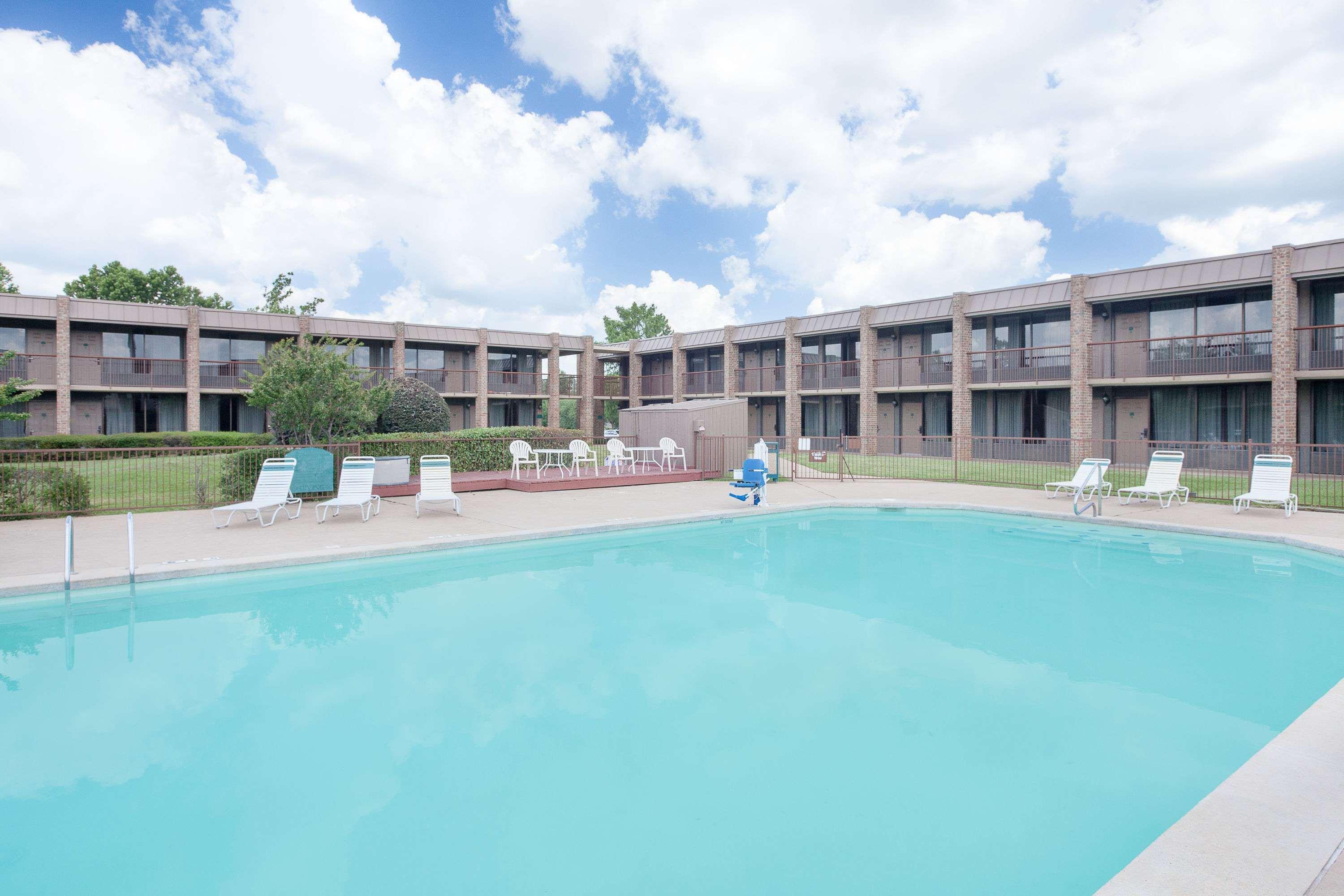 Vista Piscina Baymont Paris