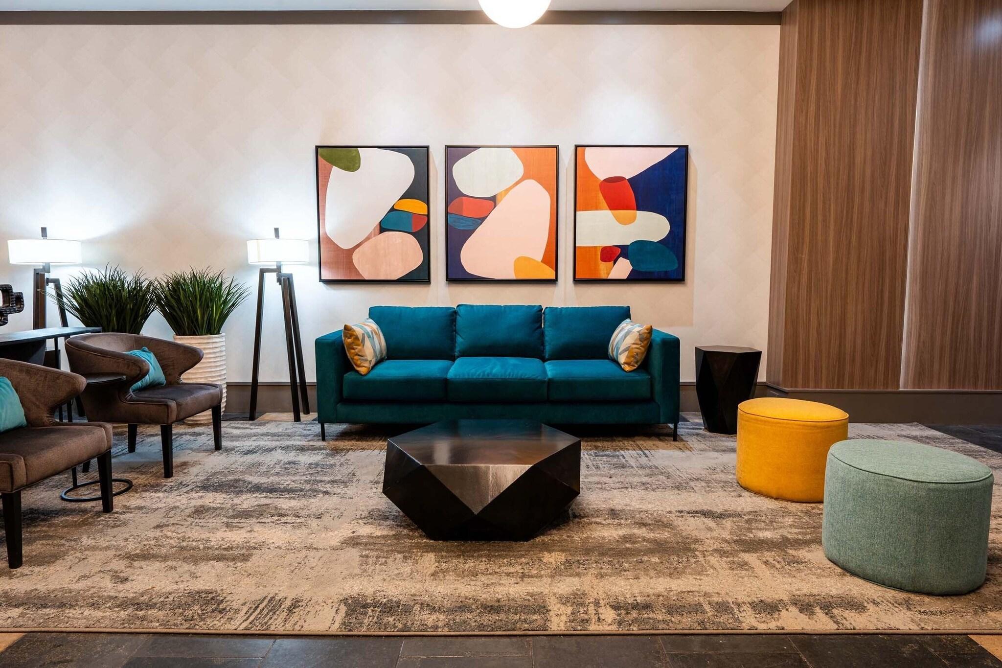 Vista Lobby Sandman Suites Vancouver on Davie