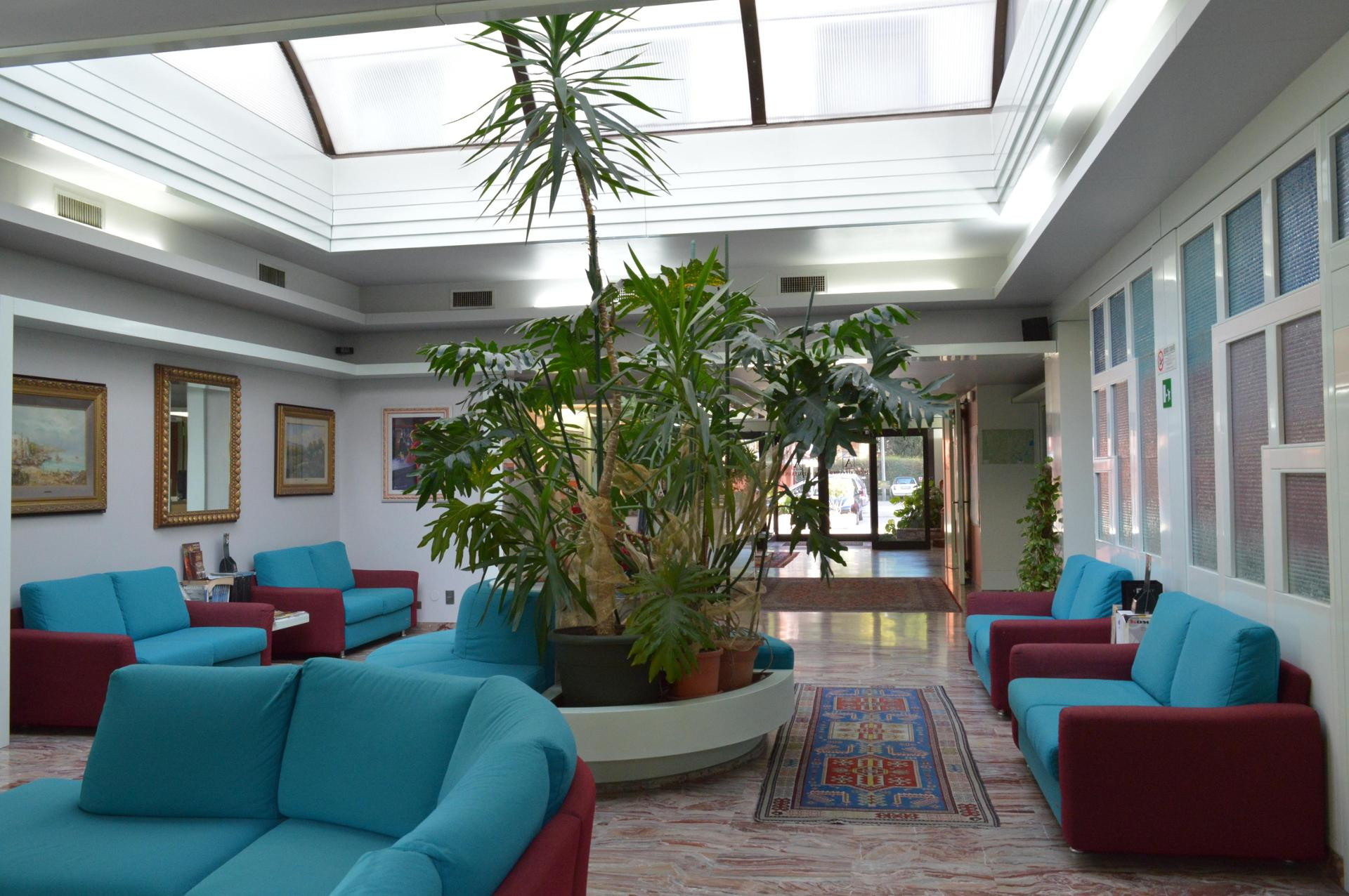 Vista Lobby Alexander