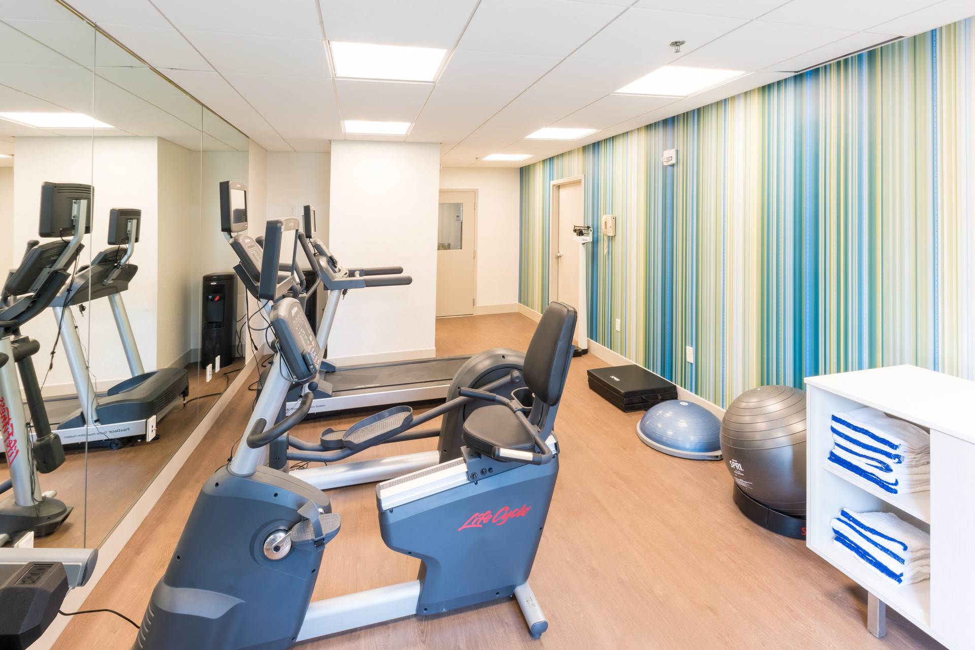 Instalaciones Recreativas Holiday Inn Express Charleston by IHG