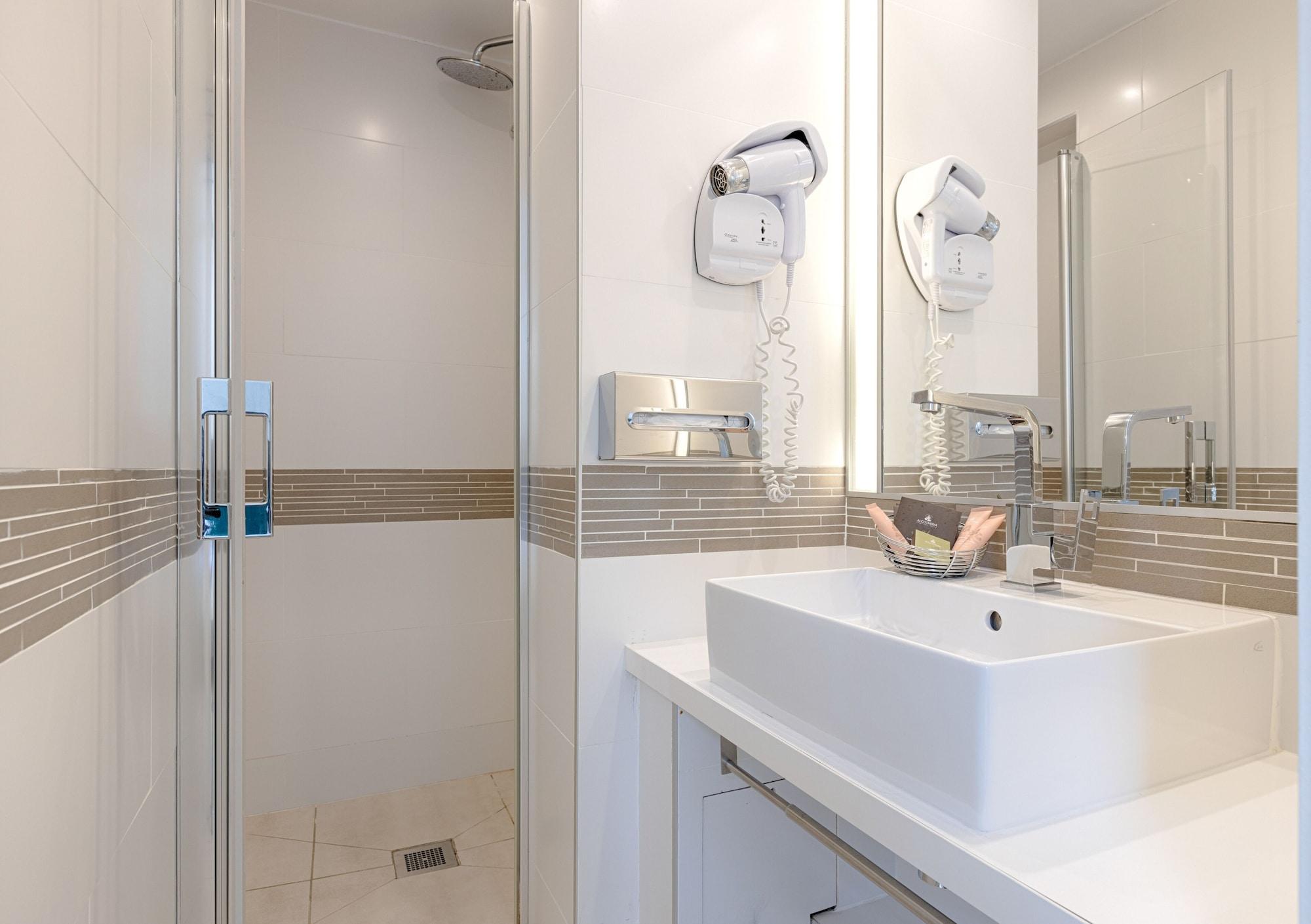 Equipamiento de Habitación Beaugency Hotel