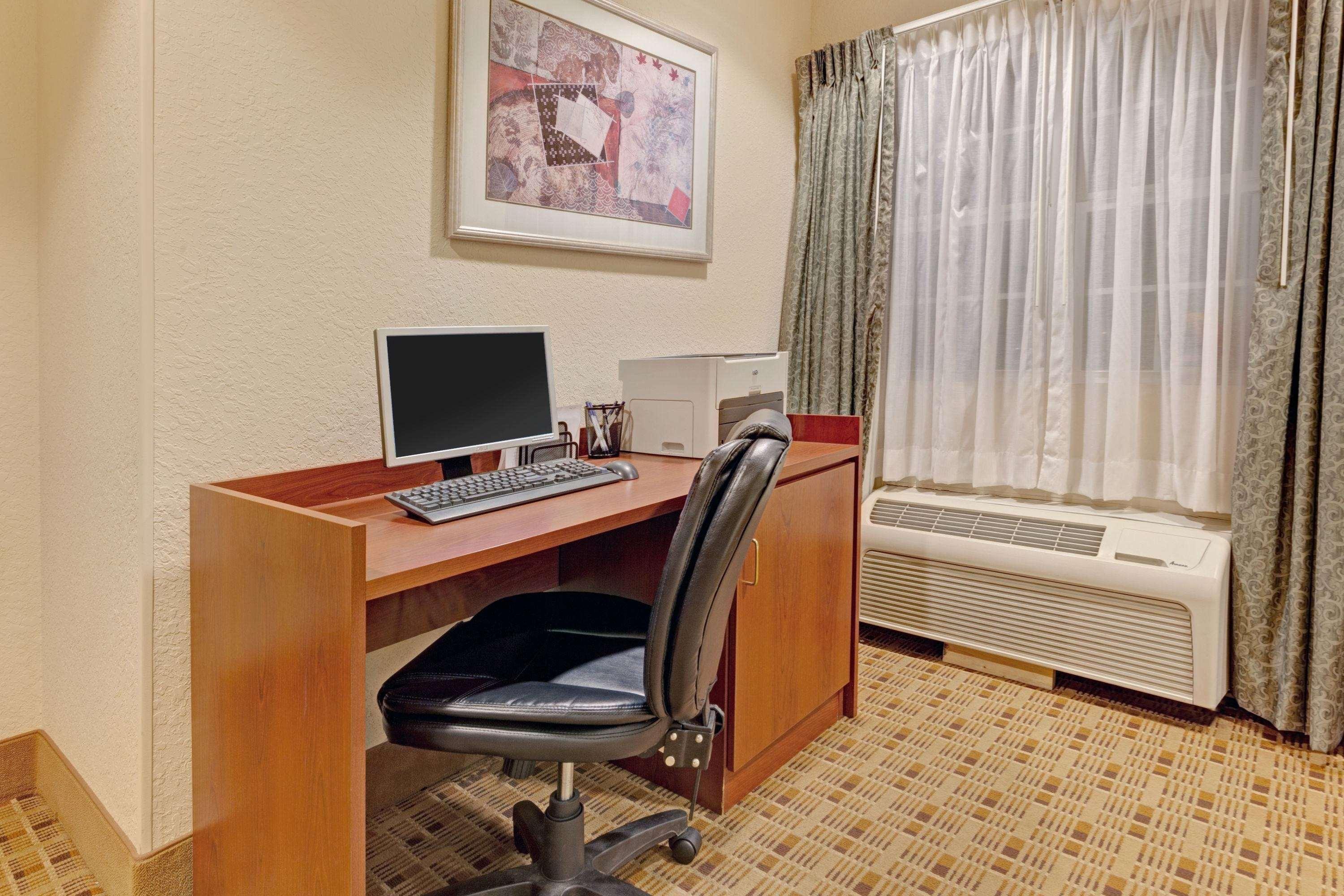 Centro de Negocios Microtel Inn & Suites by Wyndham Jasper