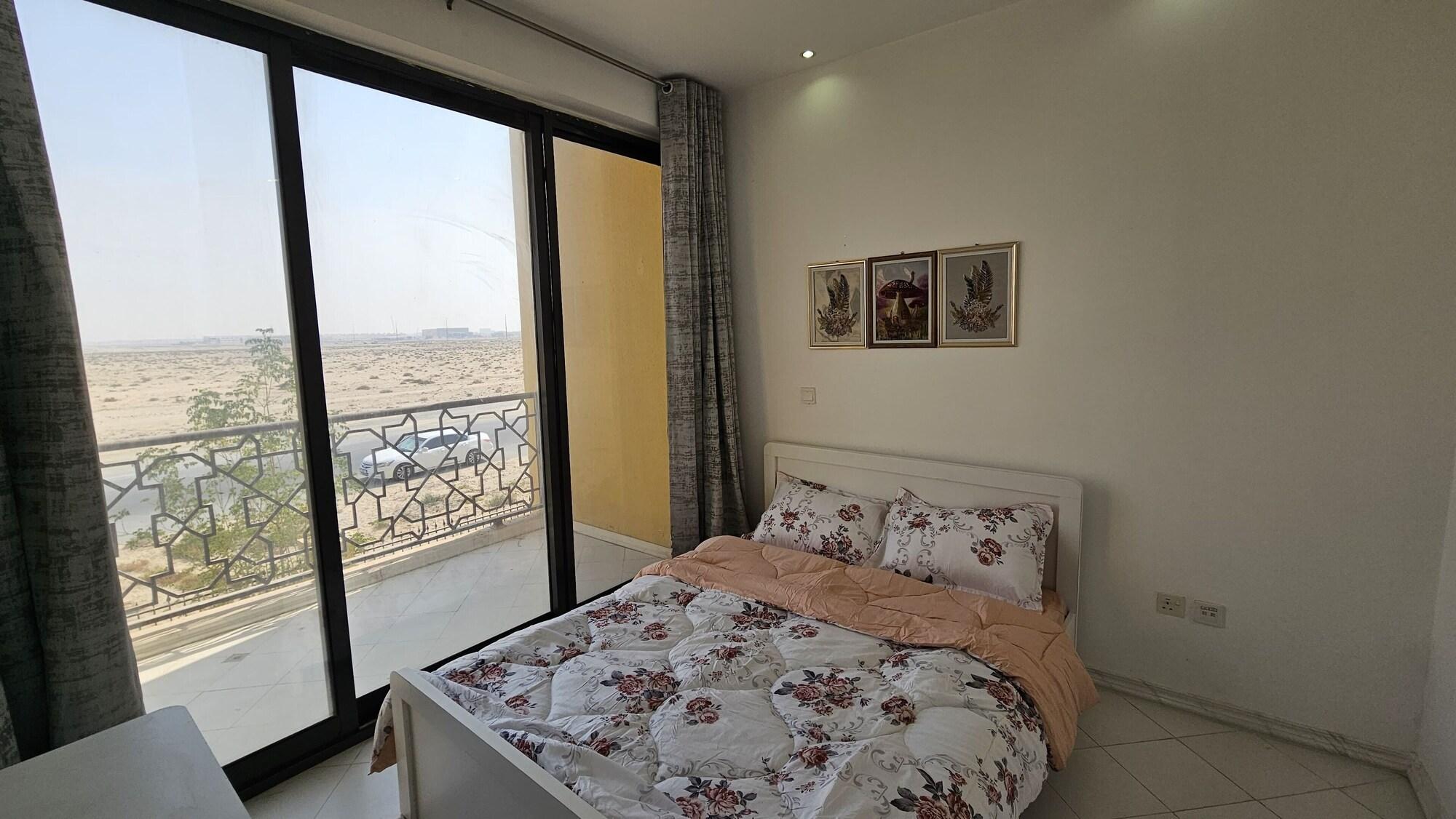 Varios Room in Villa - Amazing One-bedroom Villa Town House