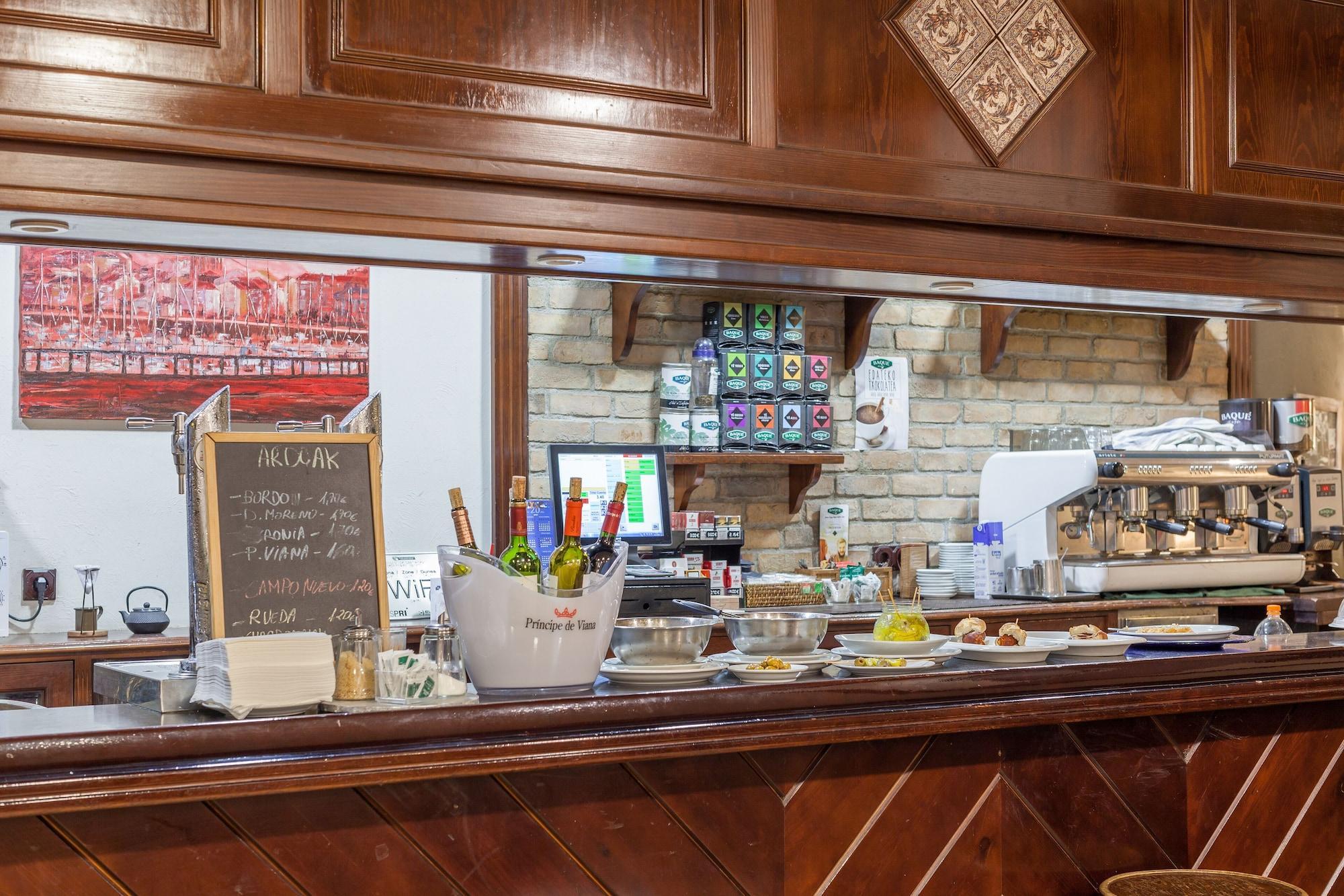 Bar/Salón Zumaia Hotela