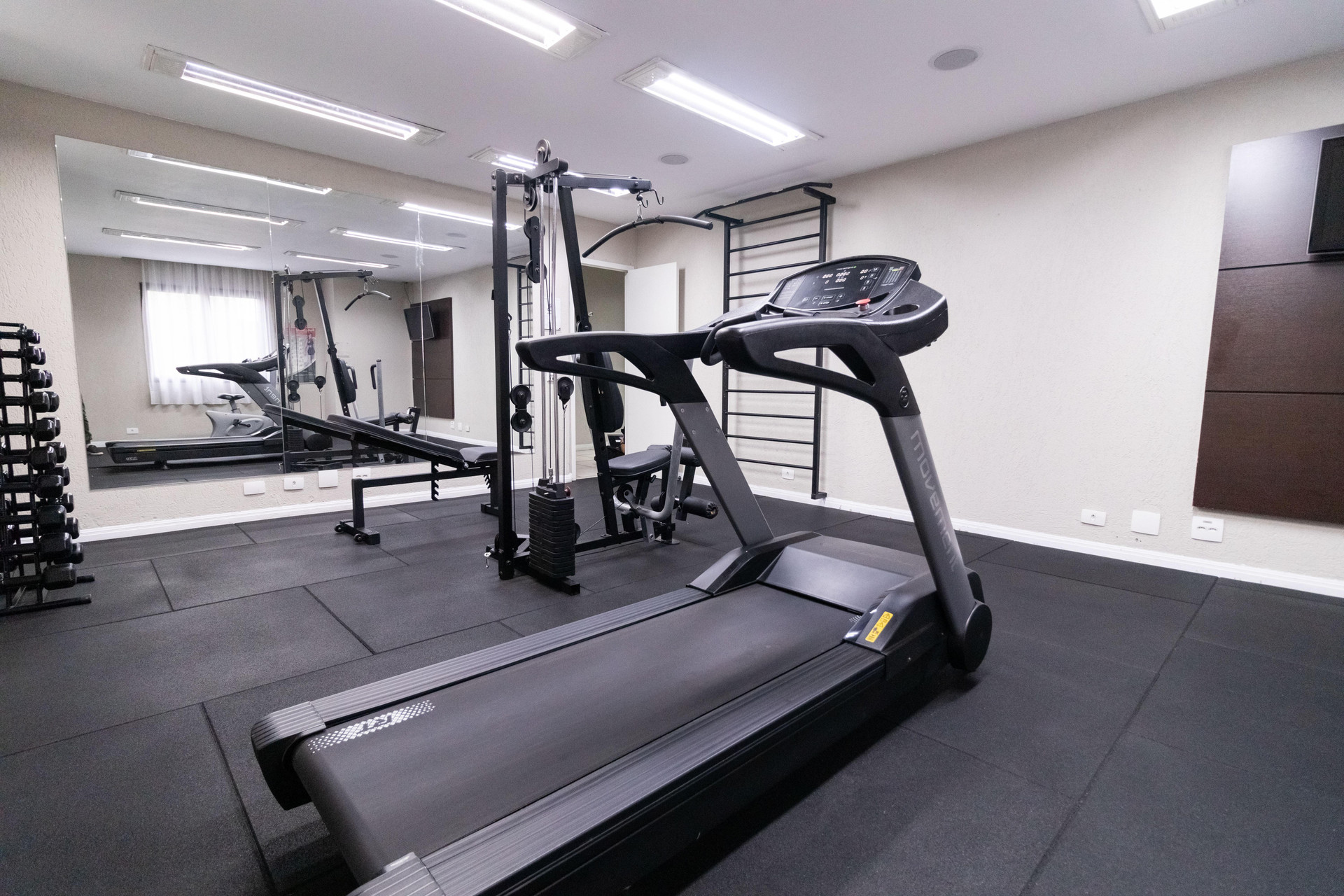 Gimnasio Slaviero Curitiba Shopping
