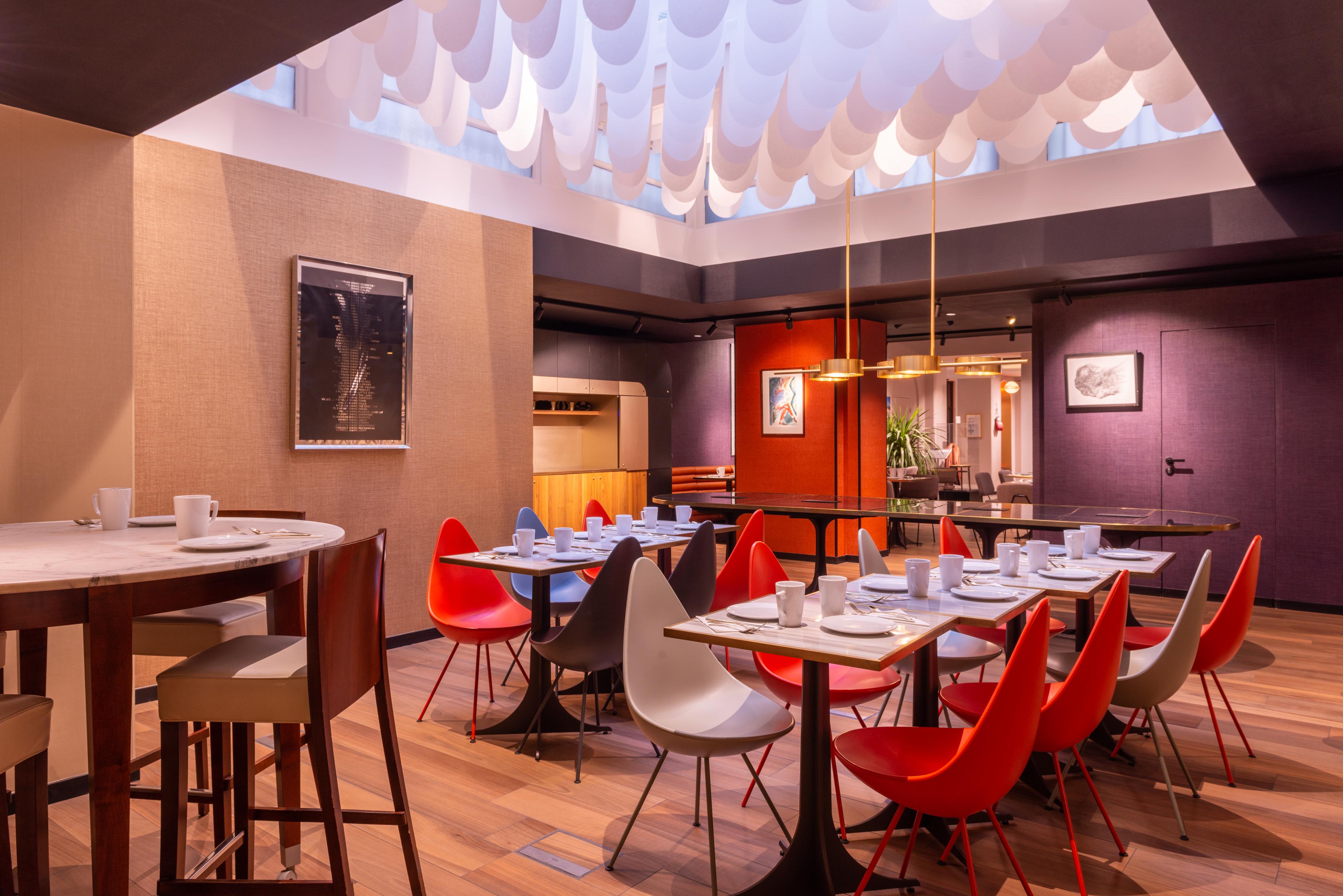 Restaurant Golden Tulip Opera De Noailles