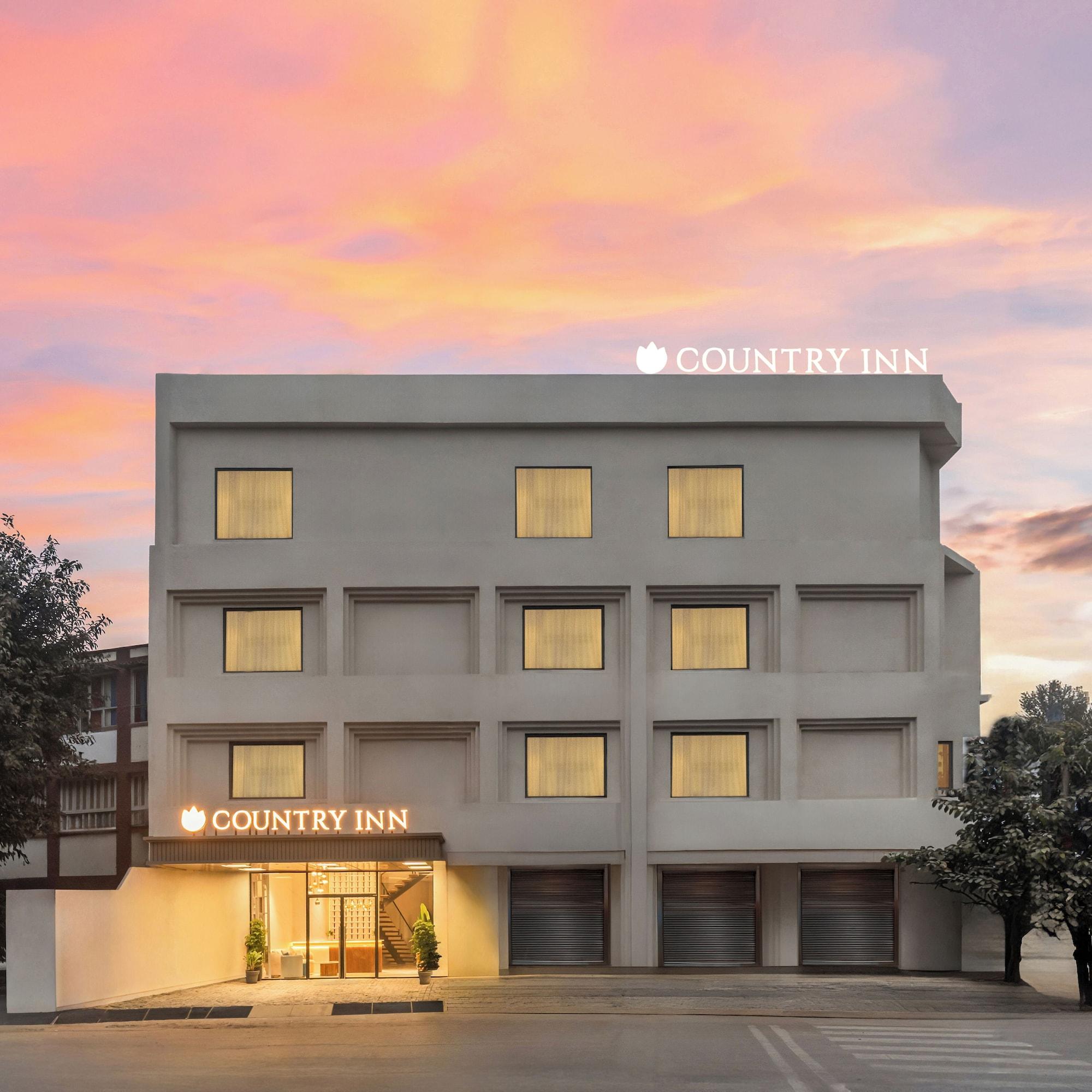 Vista Exterior Country Inn Varanasi