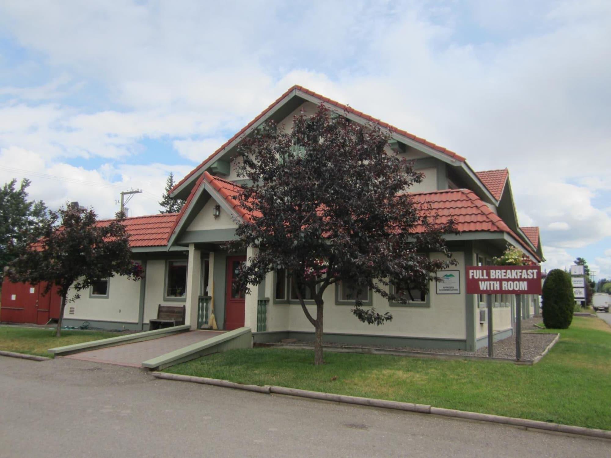 Vista Exterior Stork Nest Inn