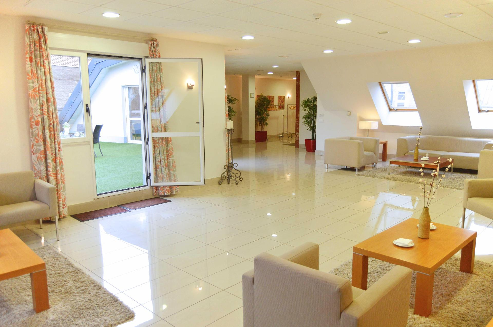 Vista Lobby Hotel Infantas de Leon