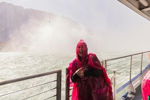 Actividad - Exclusivo: Primero en el barco de las Cataratas del Niágara y recorrido por detrás de las cataratas