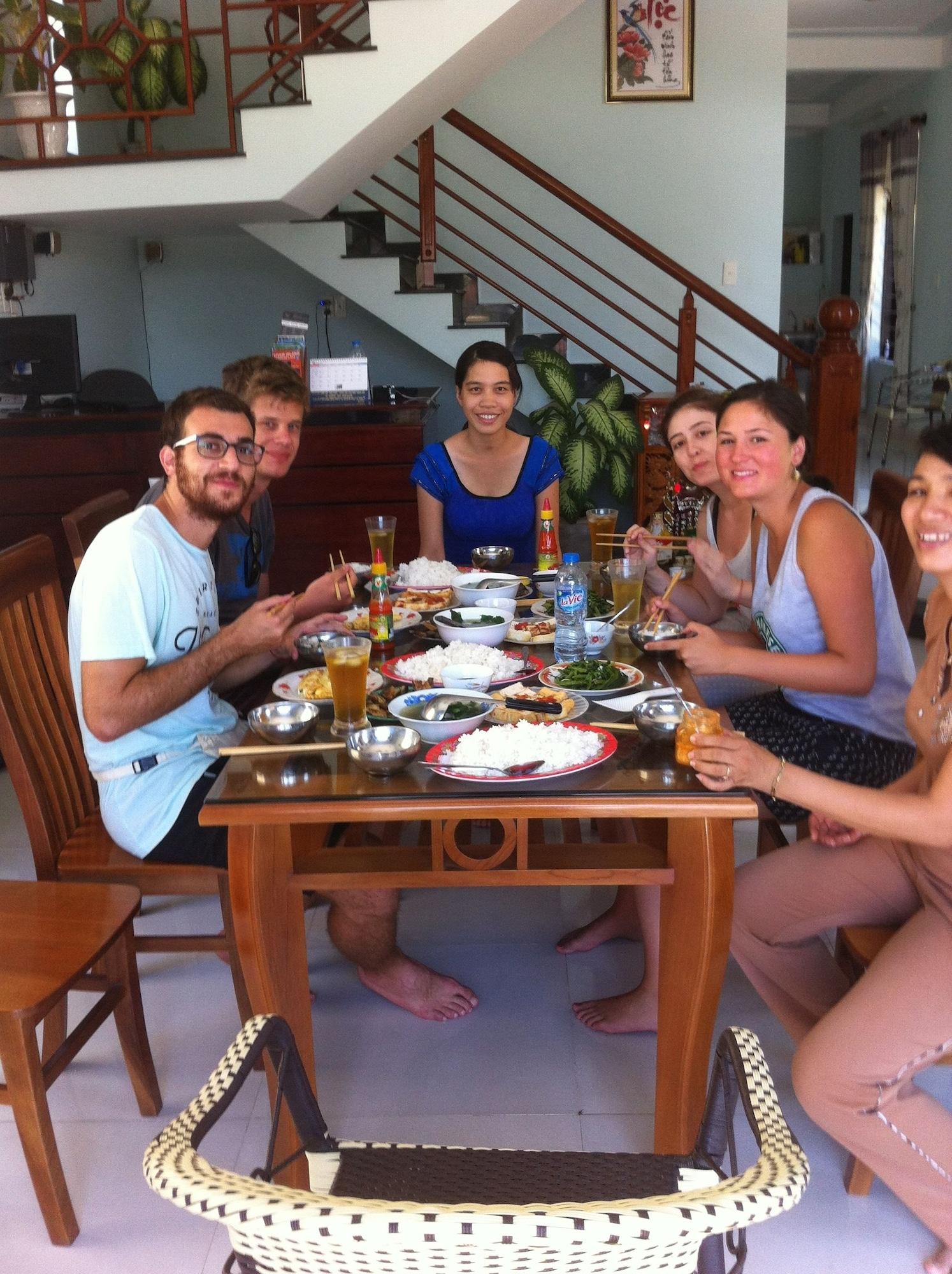 Restaurant Dong Nguyen Homestay Riverside