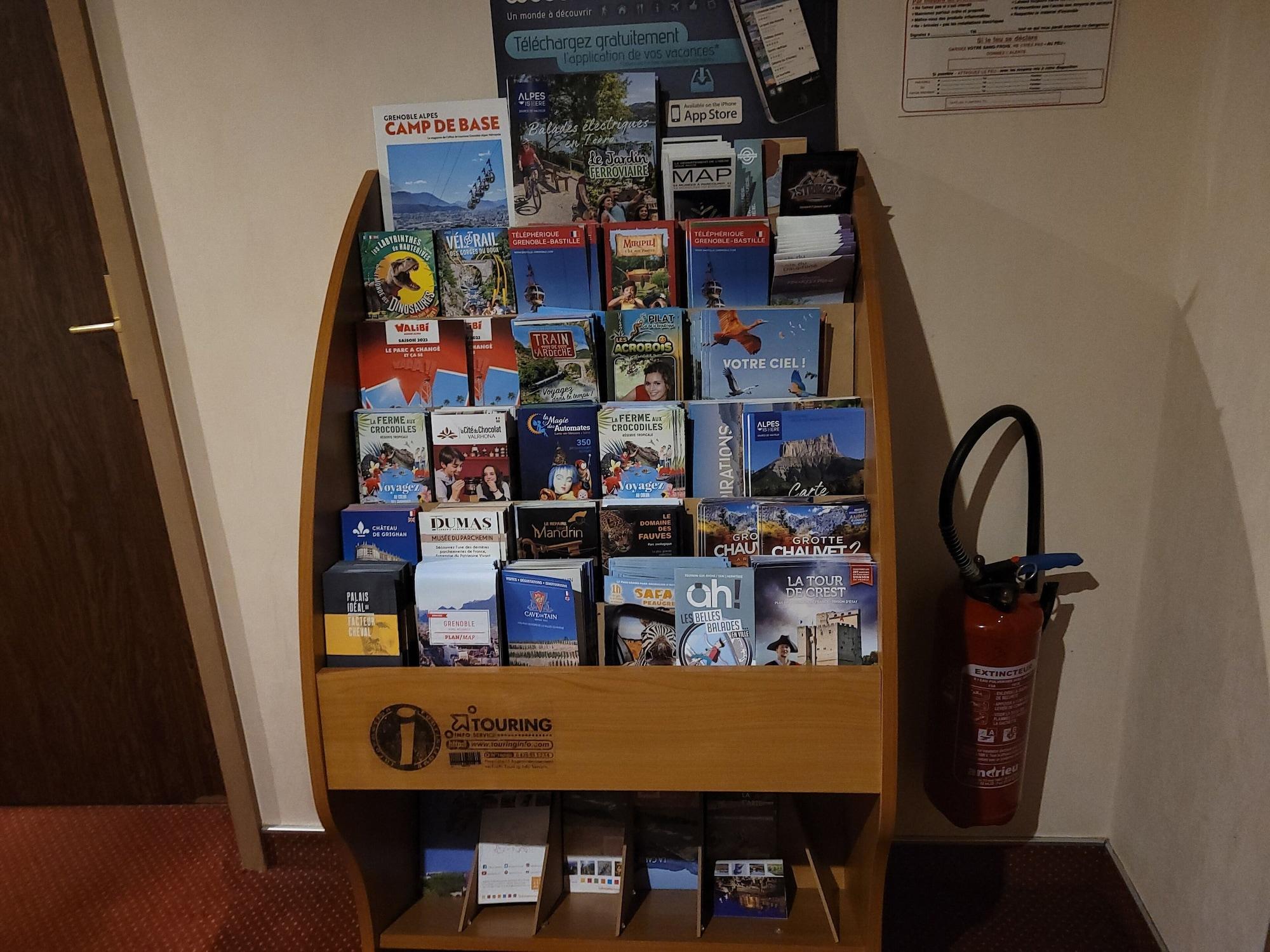 Vista Lobby Hôtel Le Médicis