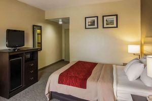 Alojamiento - Quality Inn Hayti North