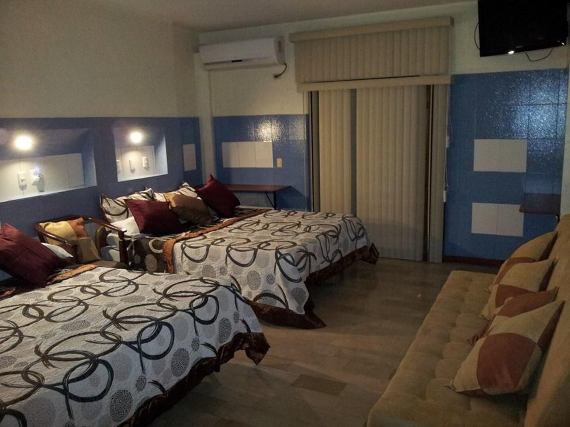 Varios Hotel Livingston Inn