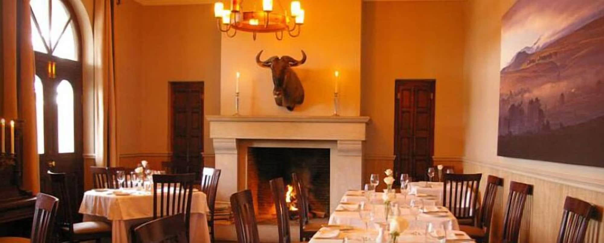 Restaurant The Royal Hotel