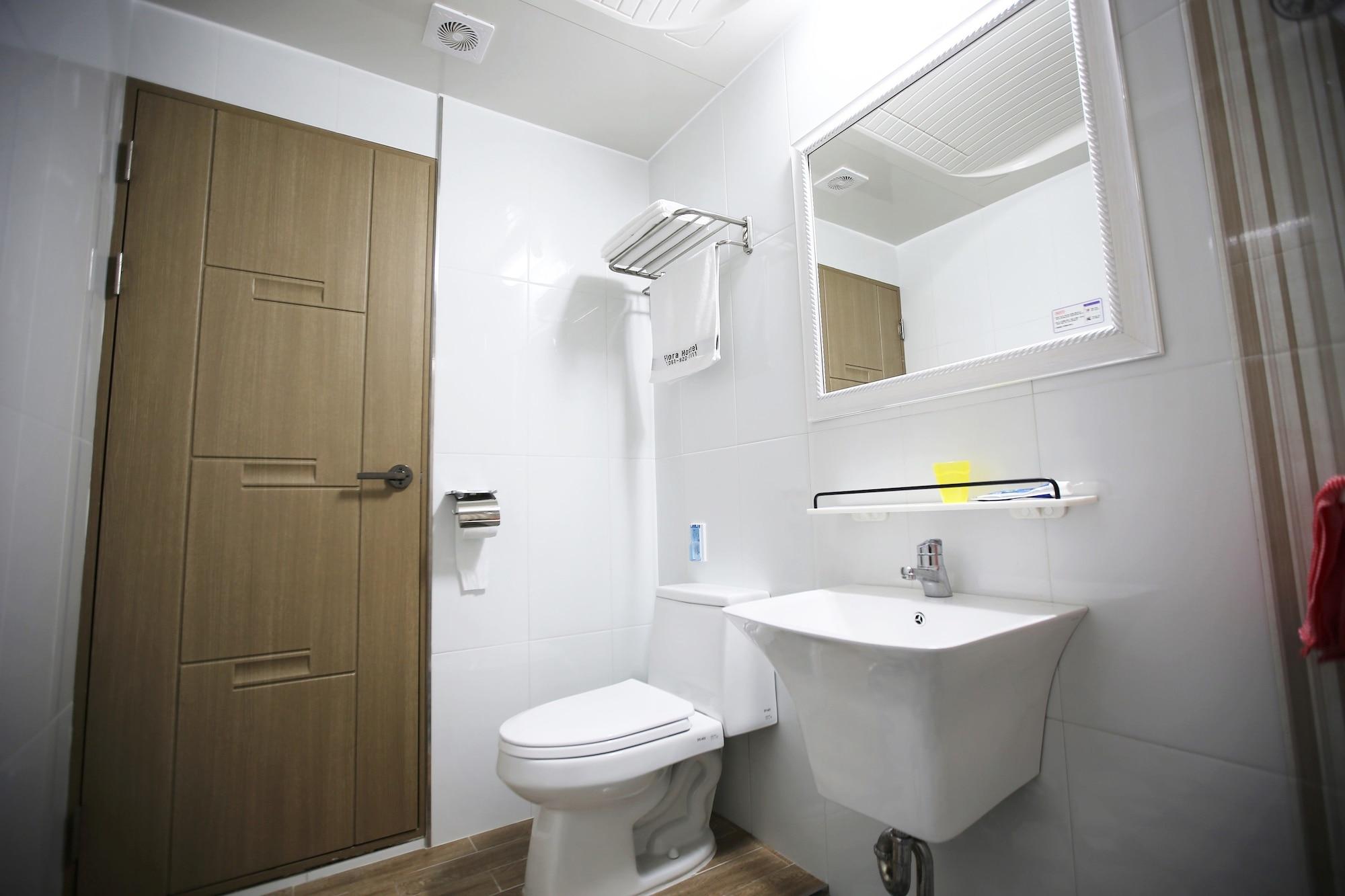 Equipamiento de Habitación Flora Hostel Pension