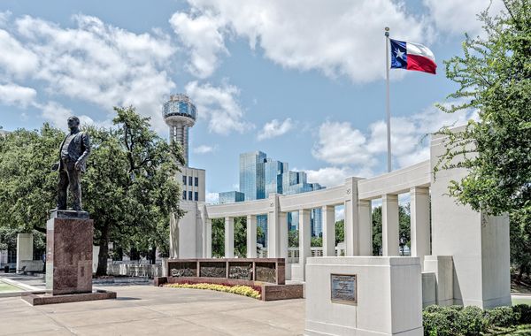 Hotel Indigo Dallas Downtown by IHG