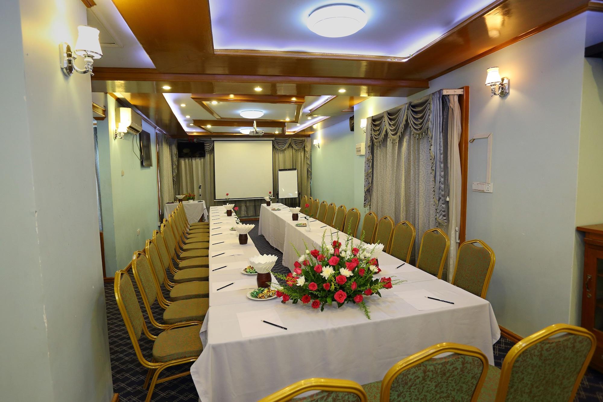 Sala de Reuniones Hotel Dingar