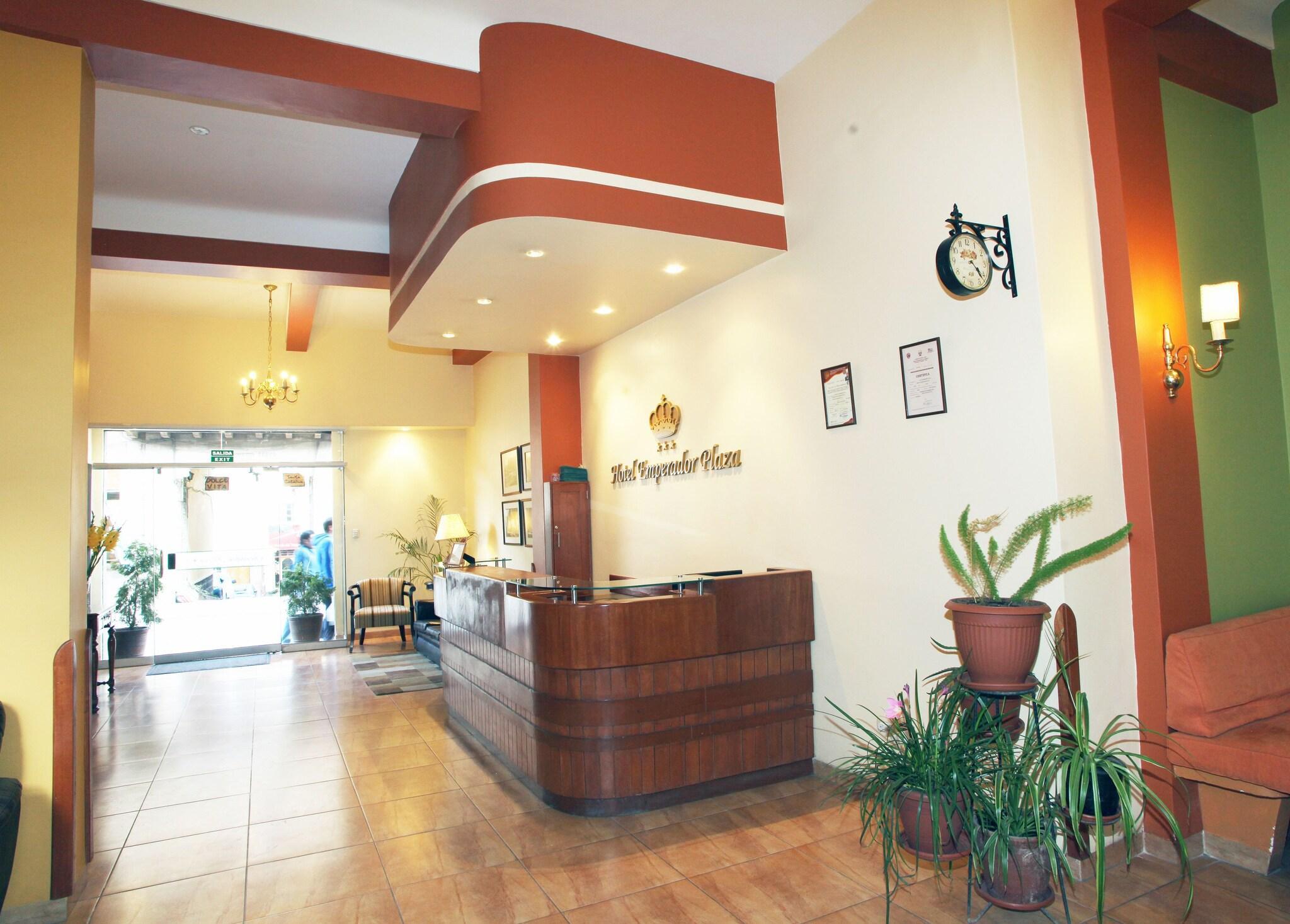 Vista Lobby Emperador Plaza