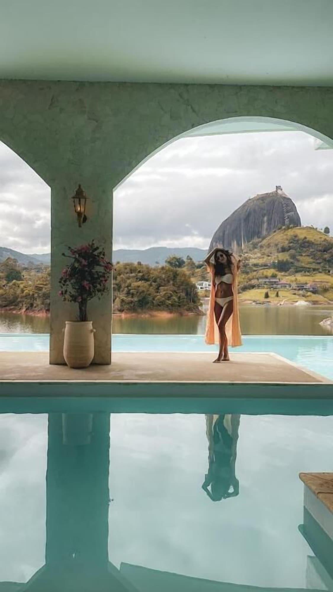 Varios MYLOS Hotel Boutique
