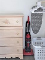 Alquiler Vacacional - Breezy Bungalow. Queen beds, A/C. Boat ramp and Boat rentals steps away.