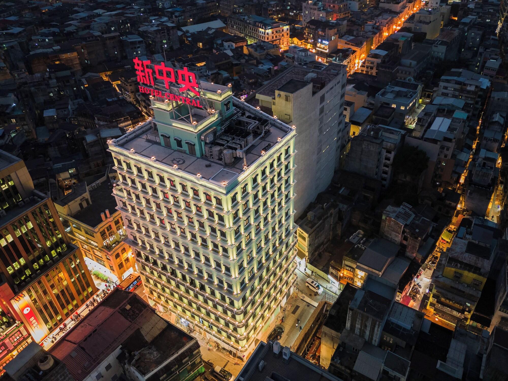 Varios Hotel Central