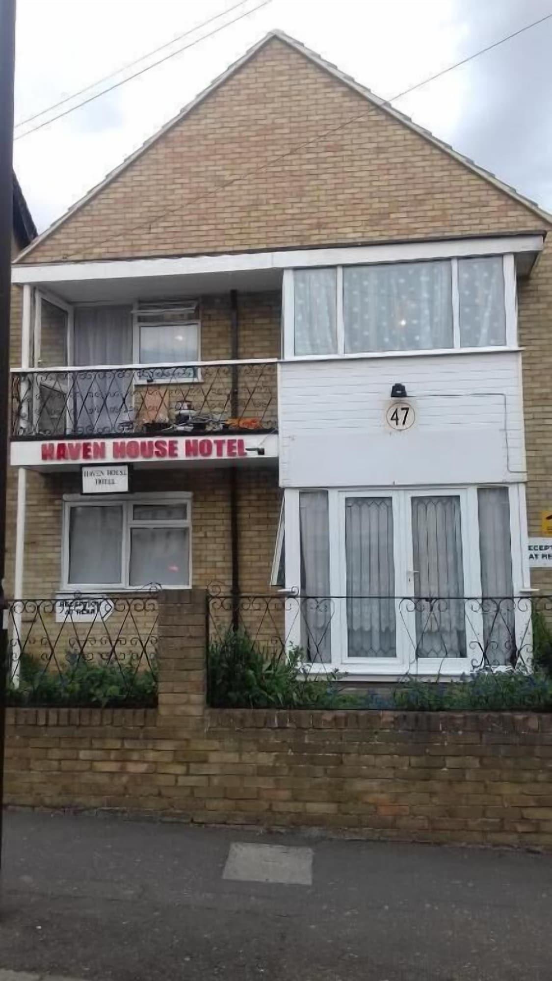 Vista Exterior Haven House Hotel