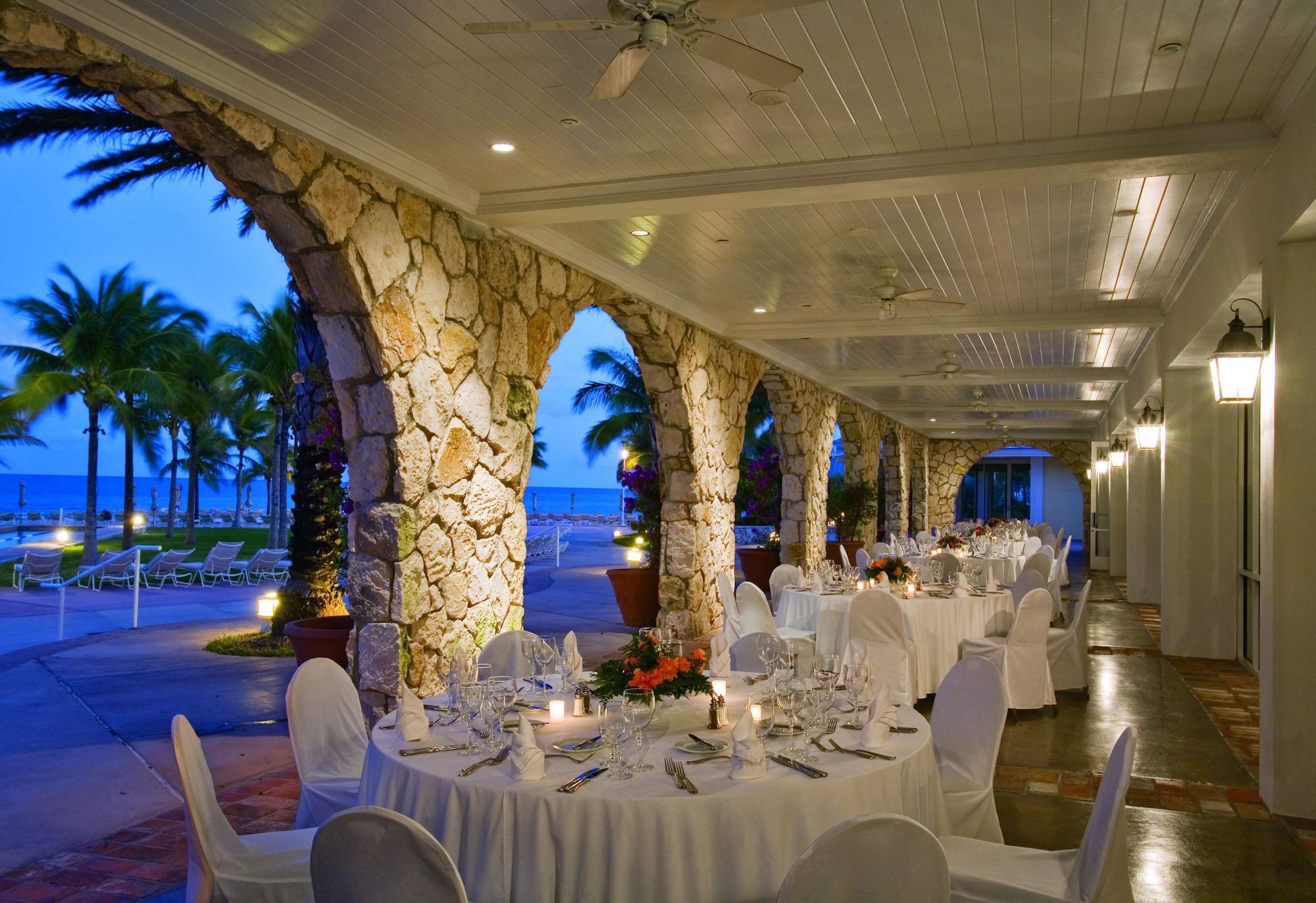 Restaurant Lighthouse Pointe at Grand Lucayan - All Inclusive