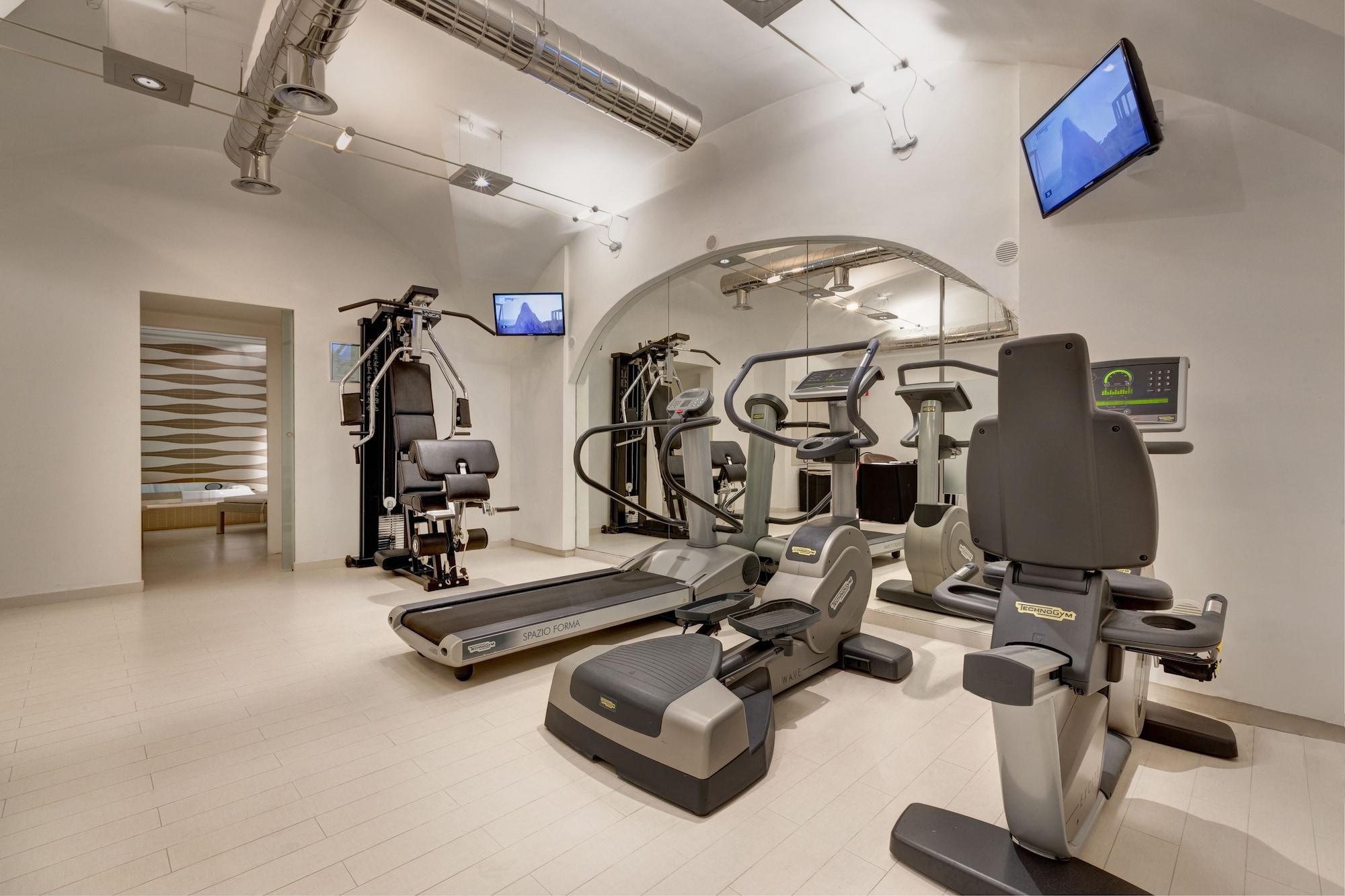 Gimnasio Leon's Place Hotel