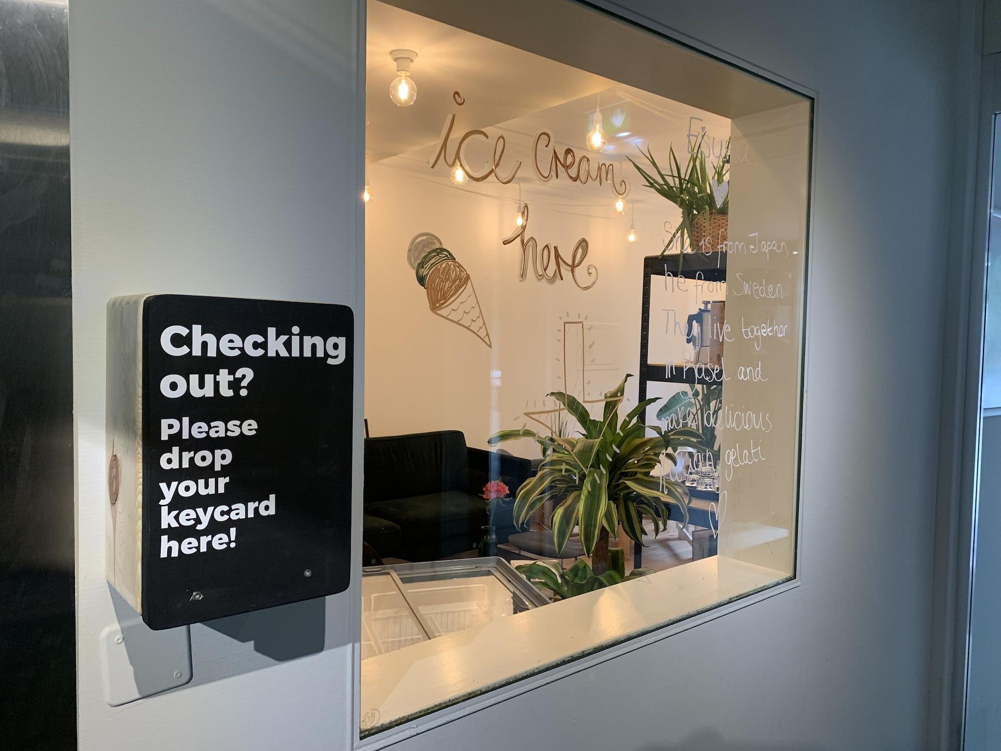 Vista Lobby Hyve Hostel Basel