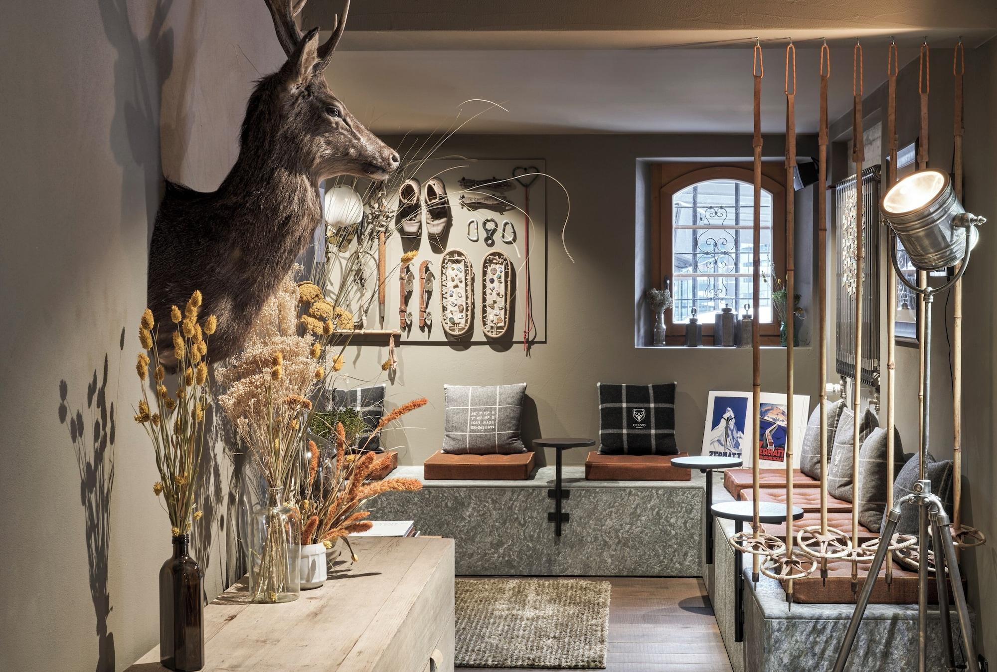 Vista Lobby CERVO Mountain Resort