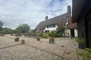 Alojamiento - The Red Cow Inn