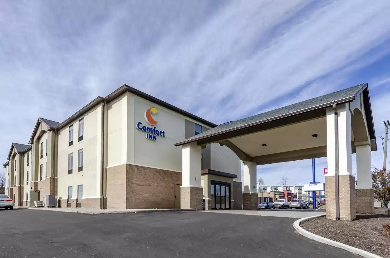 Vista Exterior Comfort Inn Beckley