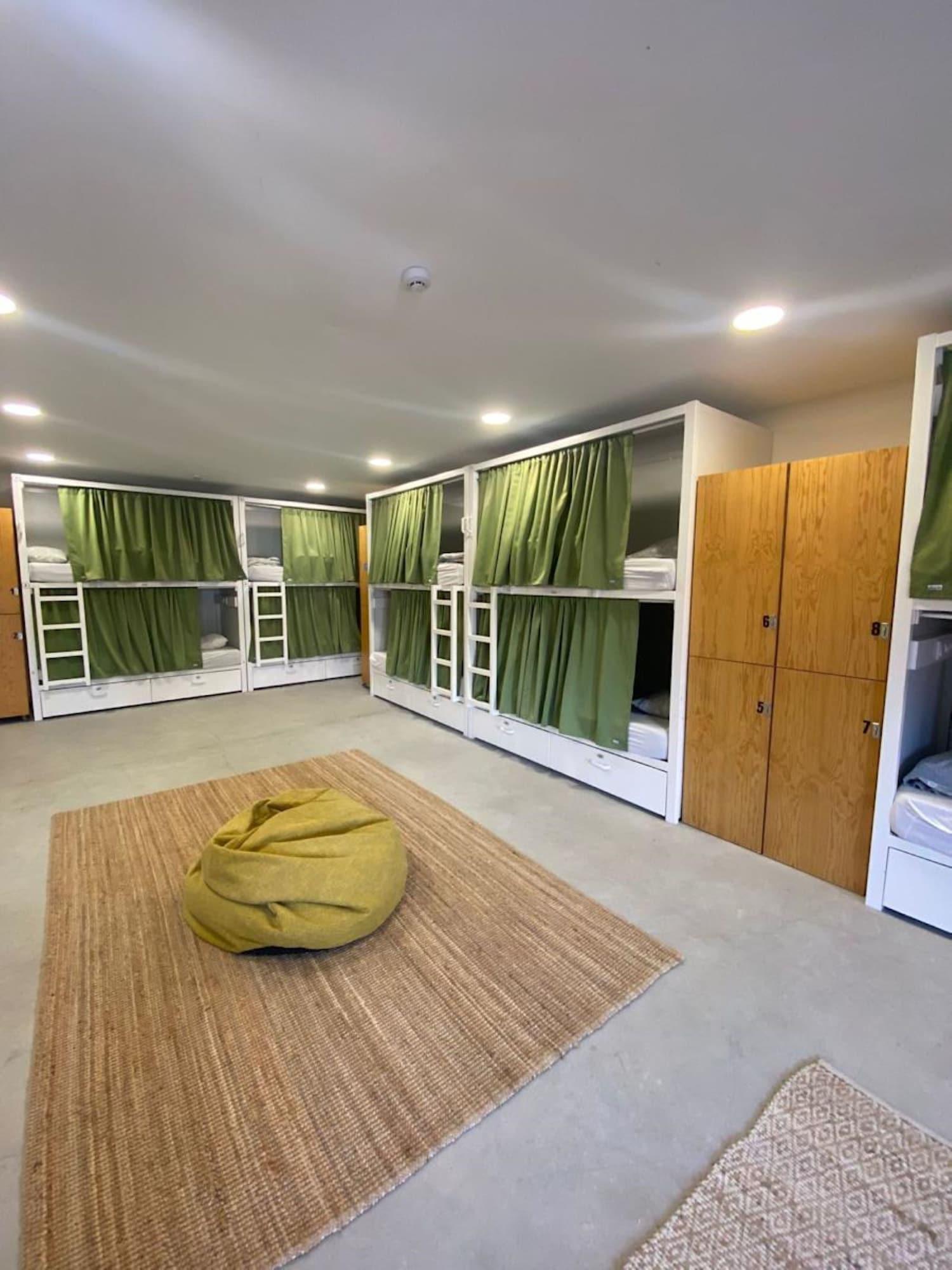 Habitación WOT Ericeira Surf Social