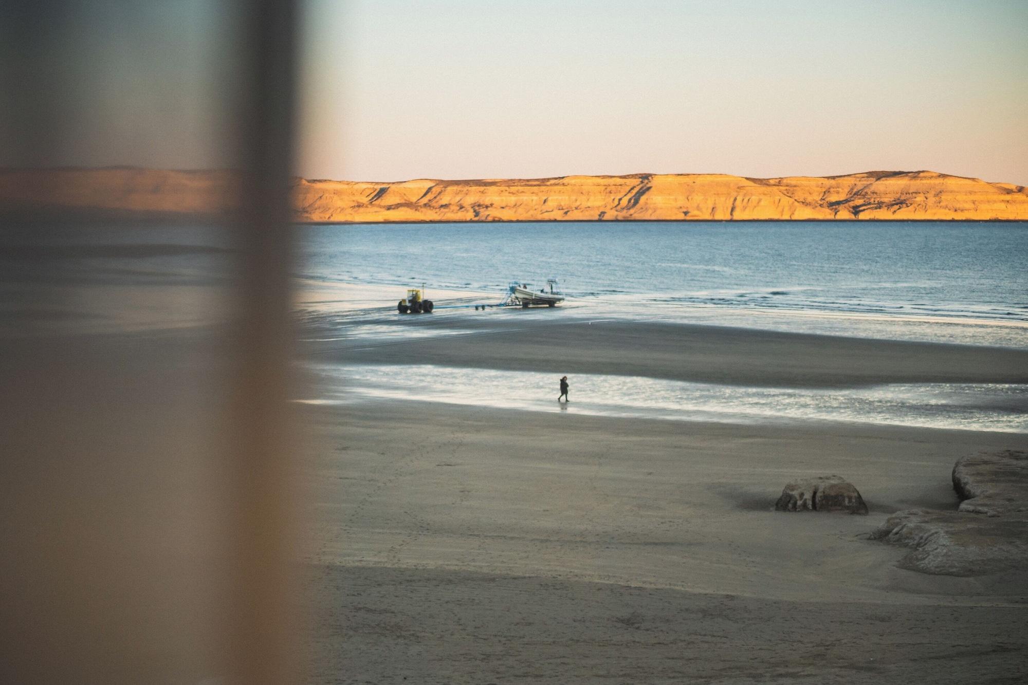 Playa Rayentray Piramides