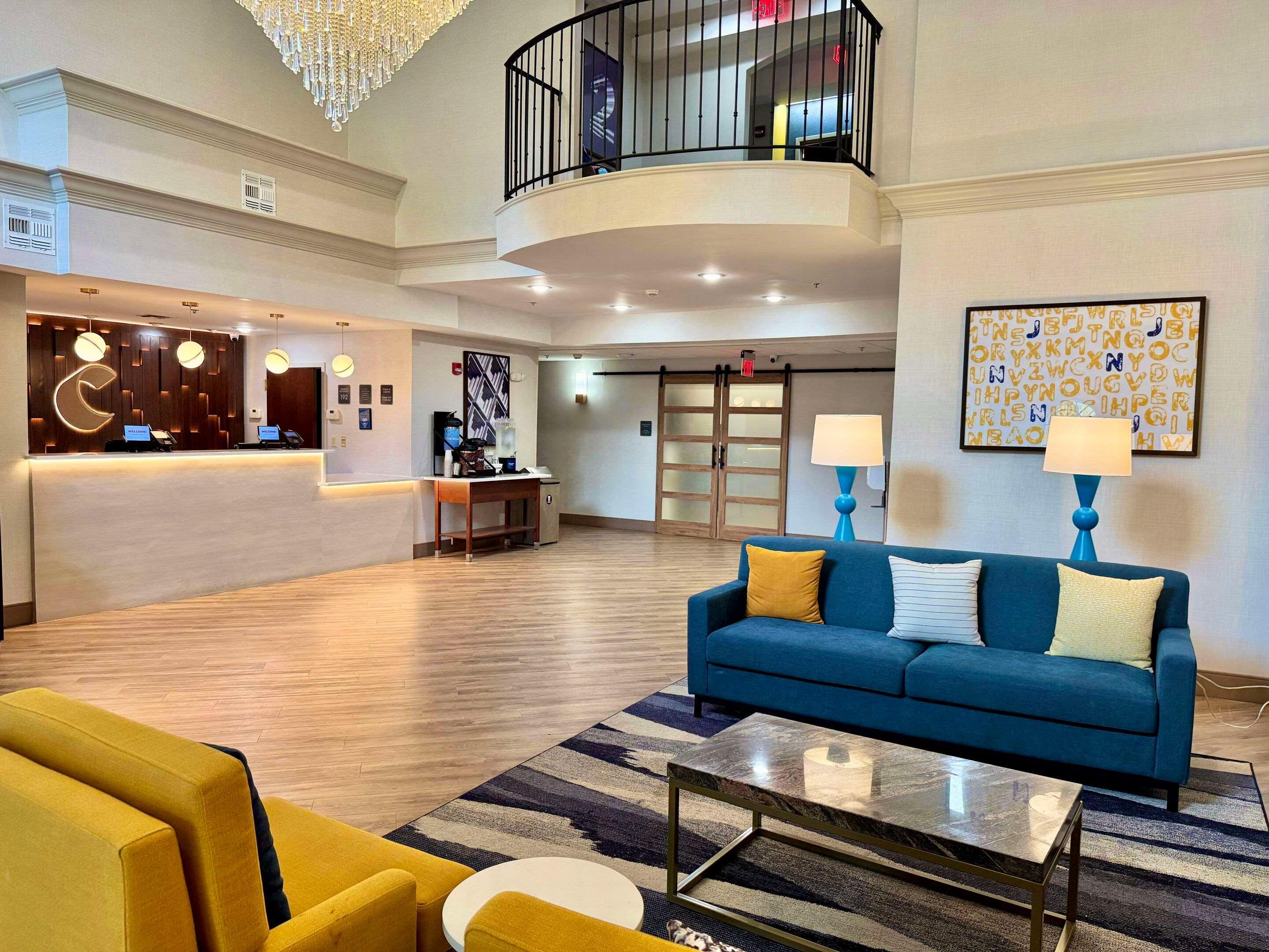 Vista Lobby Comfort Suites East Brunswick - South River