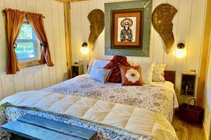 Alquiler Vacacional - River access, kayaks, hiking, cozy, clean cabin!