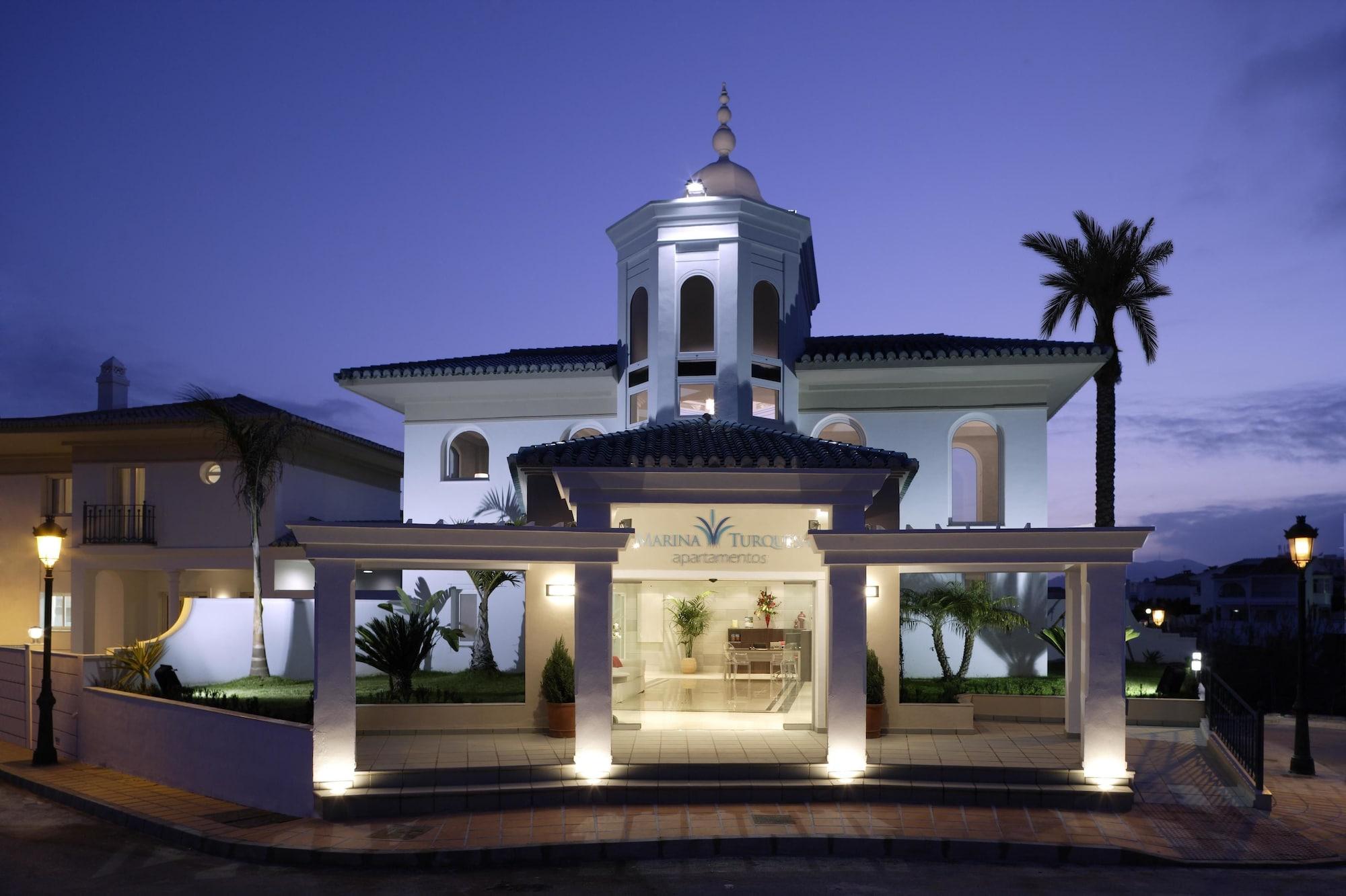 Vista Exterior Marina Turquesa
