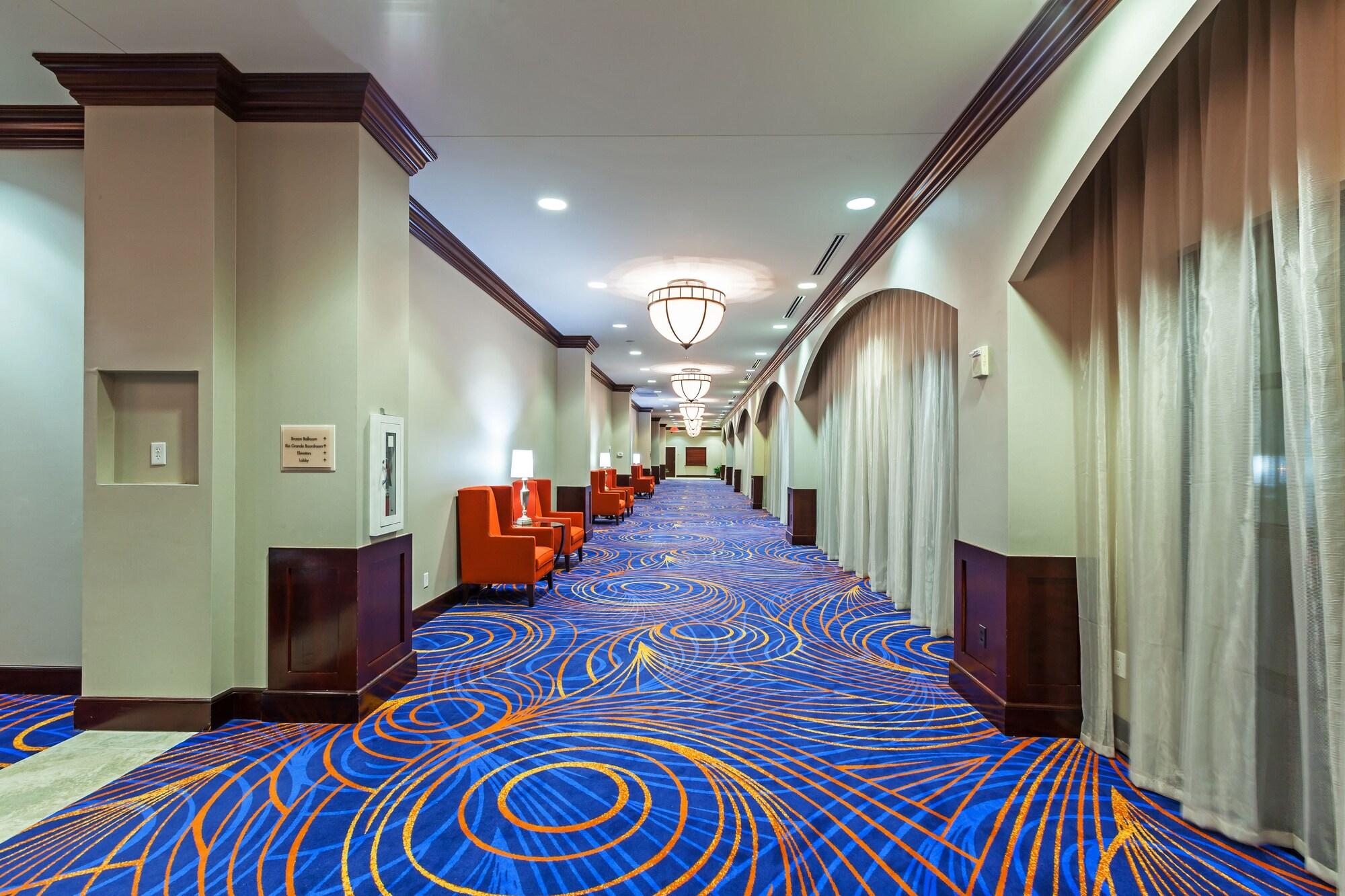 Vista Lobby Hilton Waco