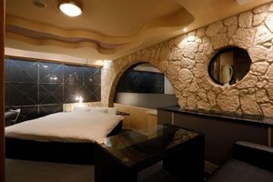 Alojamiento - HOTEL ROYALTON
