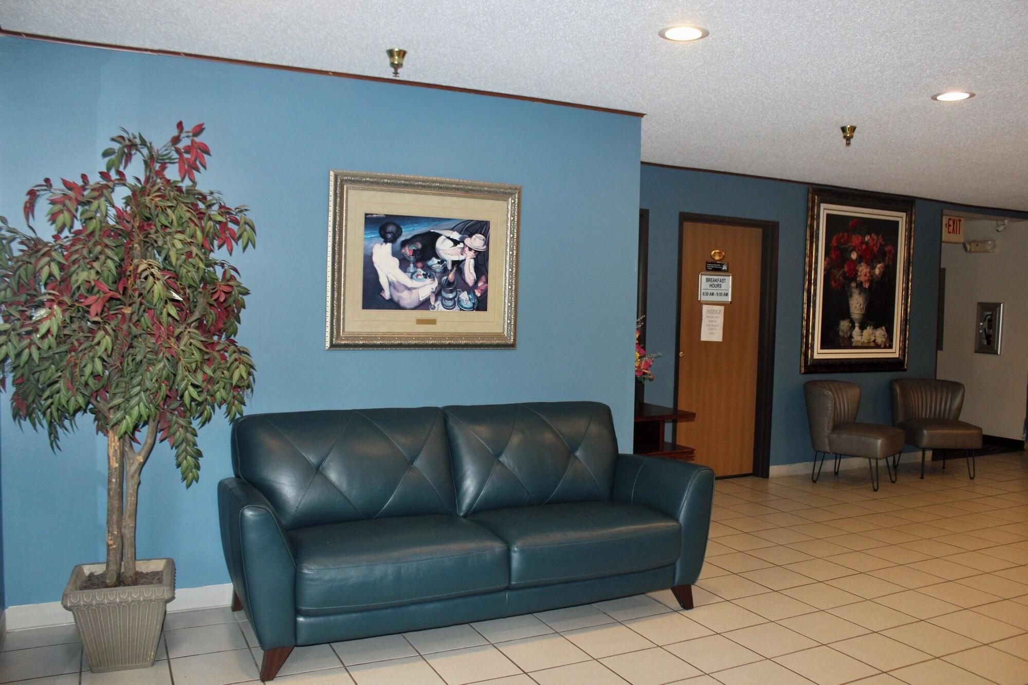 Vista Lobby Eastwood Inn