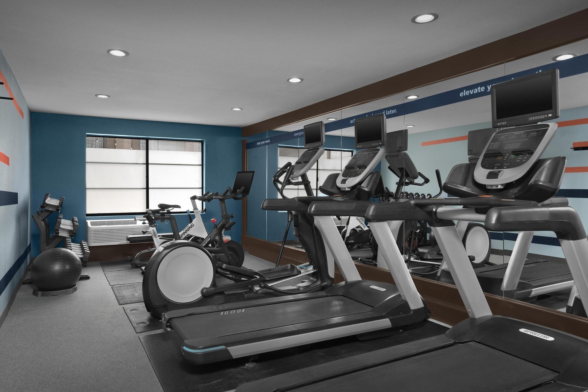 Gimnasio Hampton Inn San Diego-Downtown