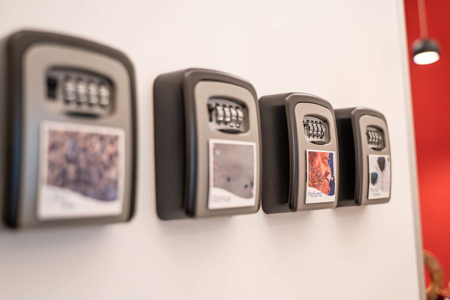 Vista Lobby Napoli Time